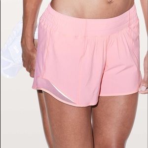 RARE Lululemon Hotty Hot 4” Miami Pink EUC